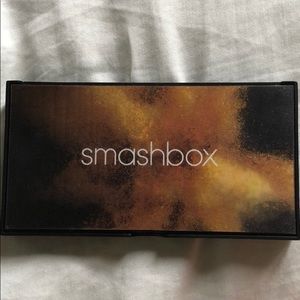 Cover Shot: Metallic Eyeshadow Palette